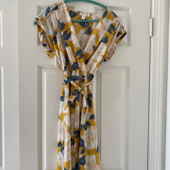 🌻Anthropologie Floral Tea Length Dress 0🌻 - Picture 1 of 1